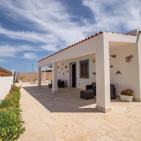 Akuna Matata Villa *